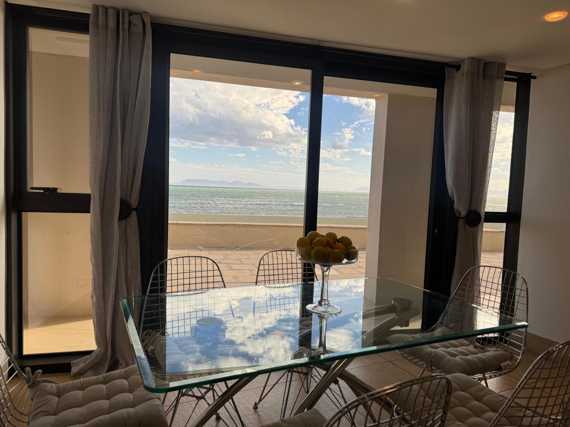 סטראנד Loddey'S Self Catering Apartments - By Beach Collection מראה חיצוני תמונה