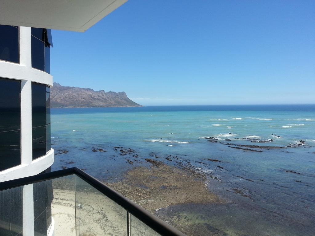 סטראנד Loddey'S Self Catering Apartments - By Beach Collection חדר תמונה